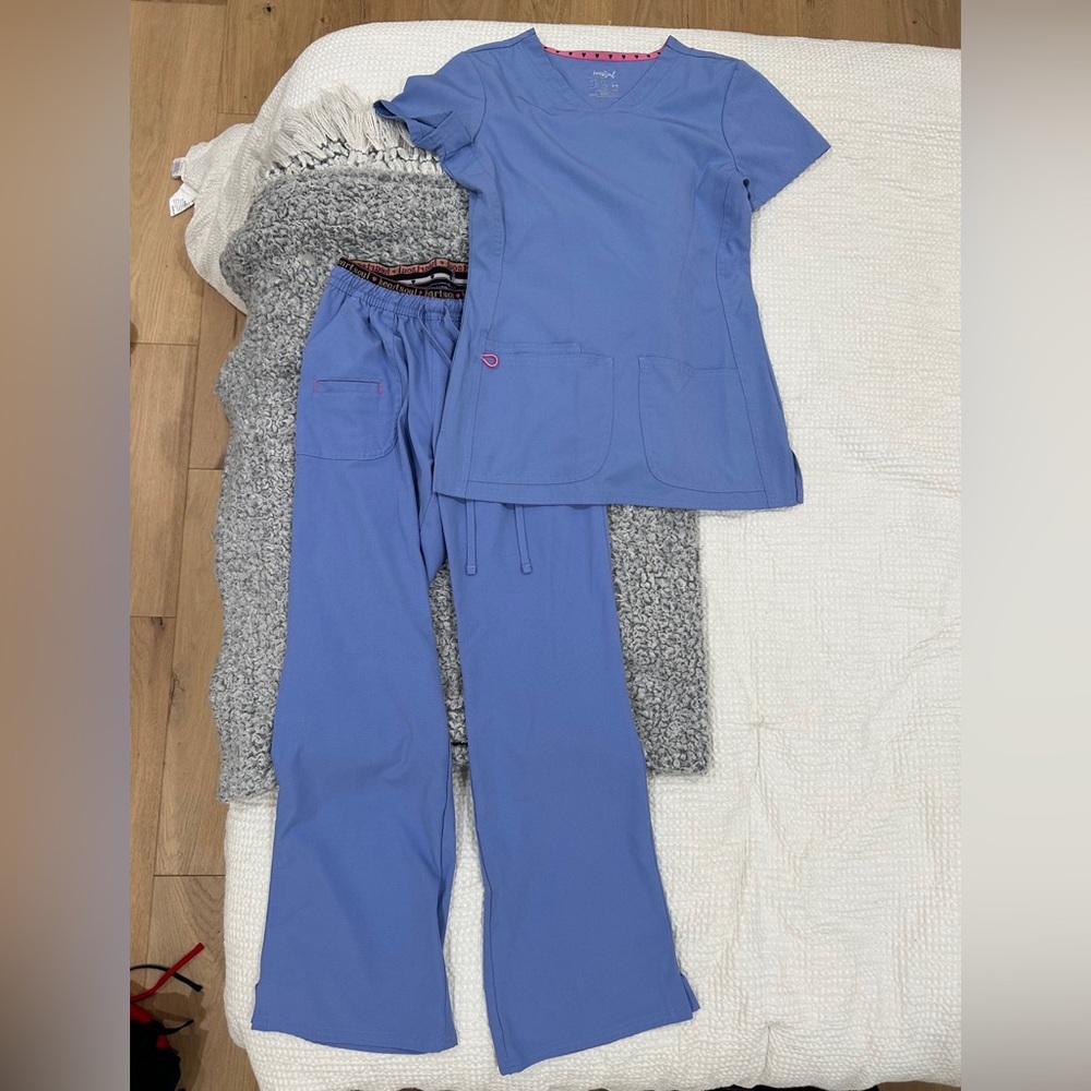 heart soul women’s pitter-pat v-neck solid scrub set, ciel blue